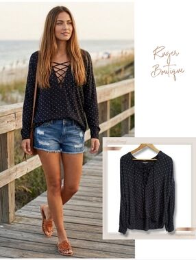 🌿Billabong Forget Me Knot Shirt Womens Medium Black White Polka Lace-Up V-Neck